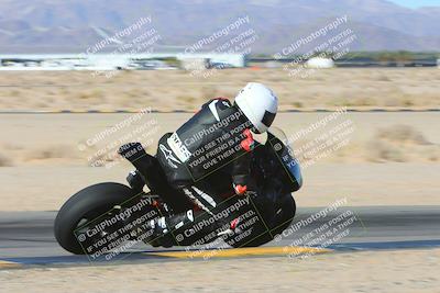 media/Dec-05-2024-Racers Edge (Thu) [[e102e0690b]]/3-B Group/Session 1 (Turn 9 Inside)/